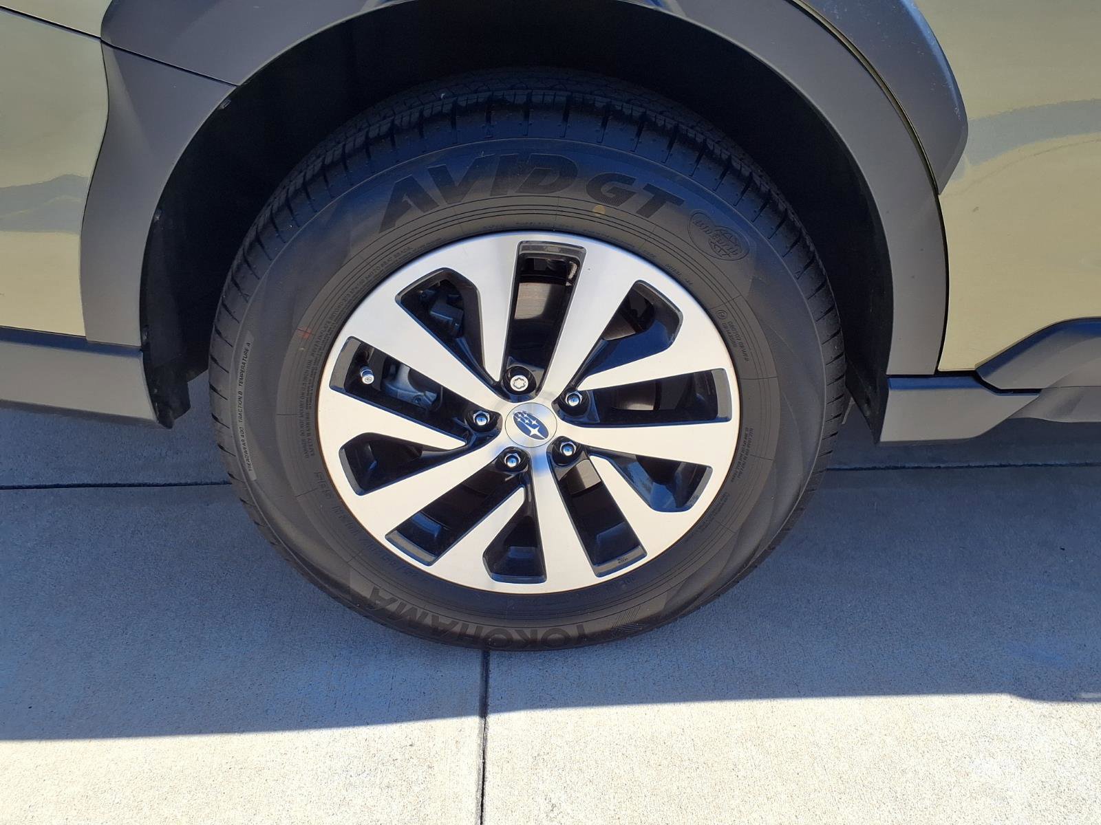 Certified 2025 Subaru Outback Premium w/ Popular Package #1A image 25