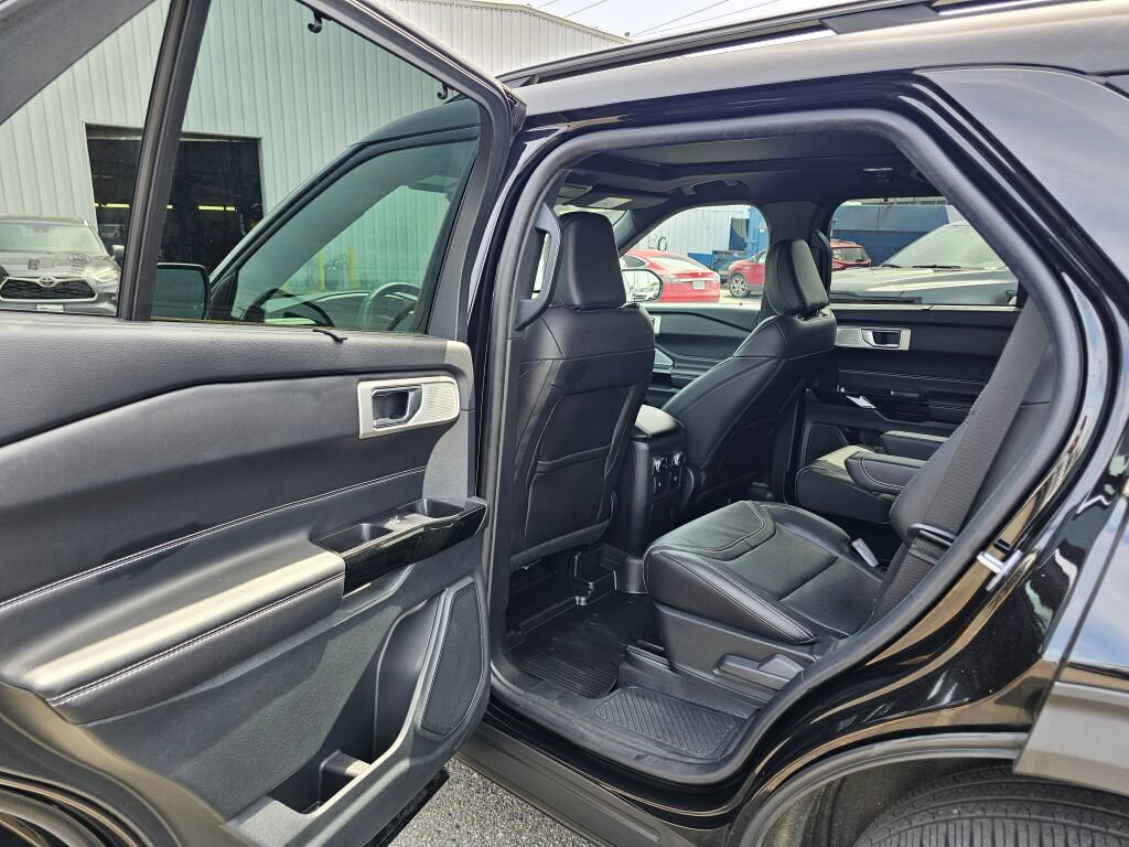 Certified 2023 Ford Explorer ST w/ Equipment Group 401A AWD/4WD image 11