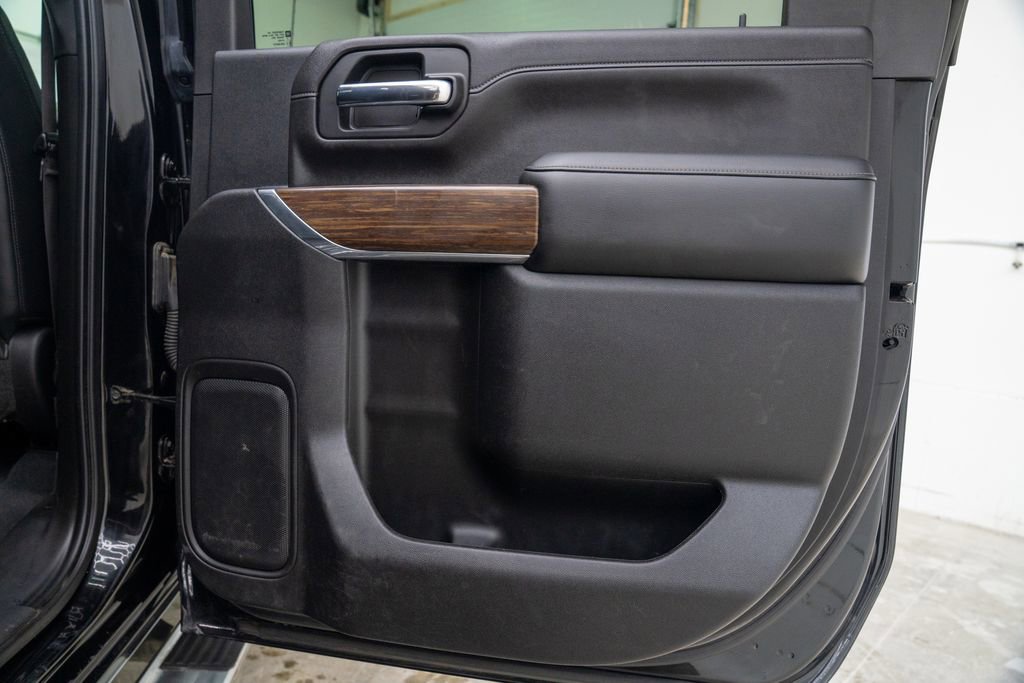 Used 2023 Chevrolet Silverado 2500 High Country w/ Technology Package image 17