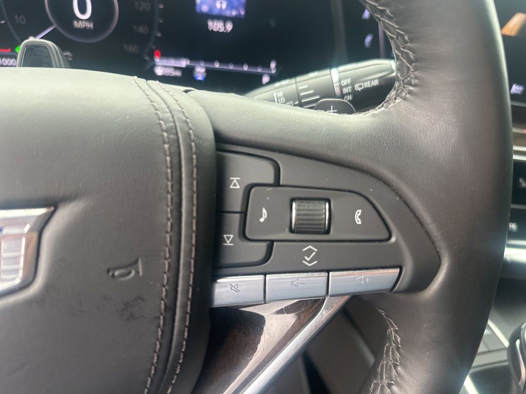 Used 2024 Cadillac Escalade Premium Luxury Platinum image 21