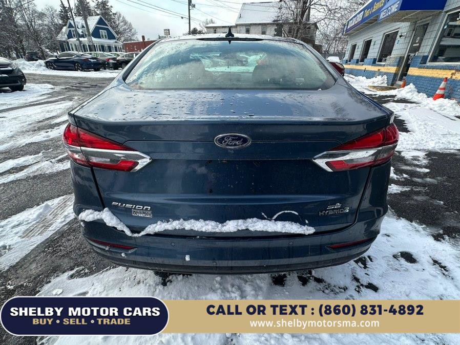 Used 2019 Ford Fusion SE FWD image 6