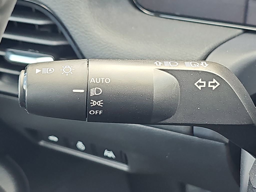 New 2026 Nissan Sentra SR w/ SR Premium Package image 29