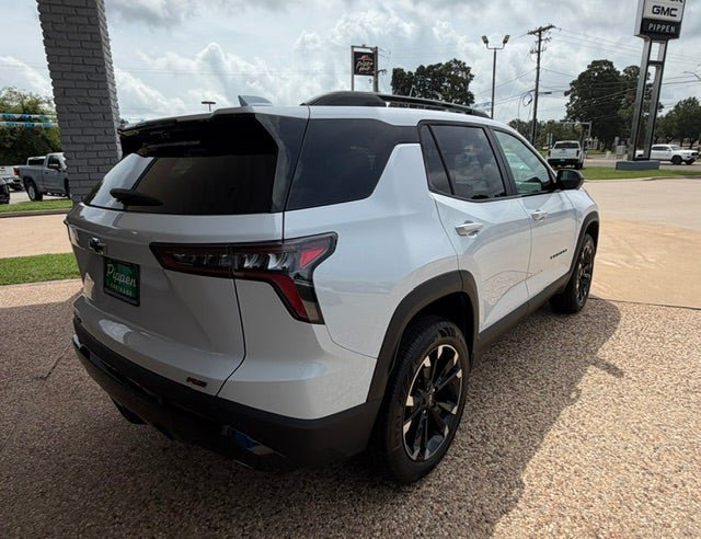 New 2027 Chevrolet Equinox RS w/ Safety and Technology Package FWD image 8