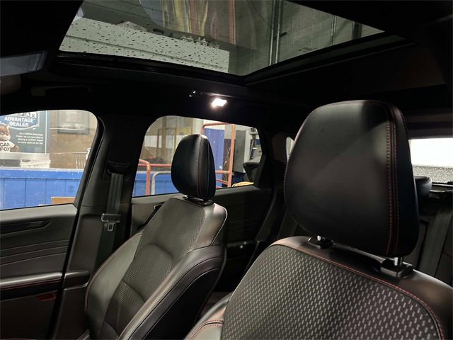 Certified 2023 Ford Escape ST-Line w/ Tech Pack #1 image 18