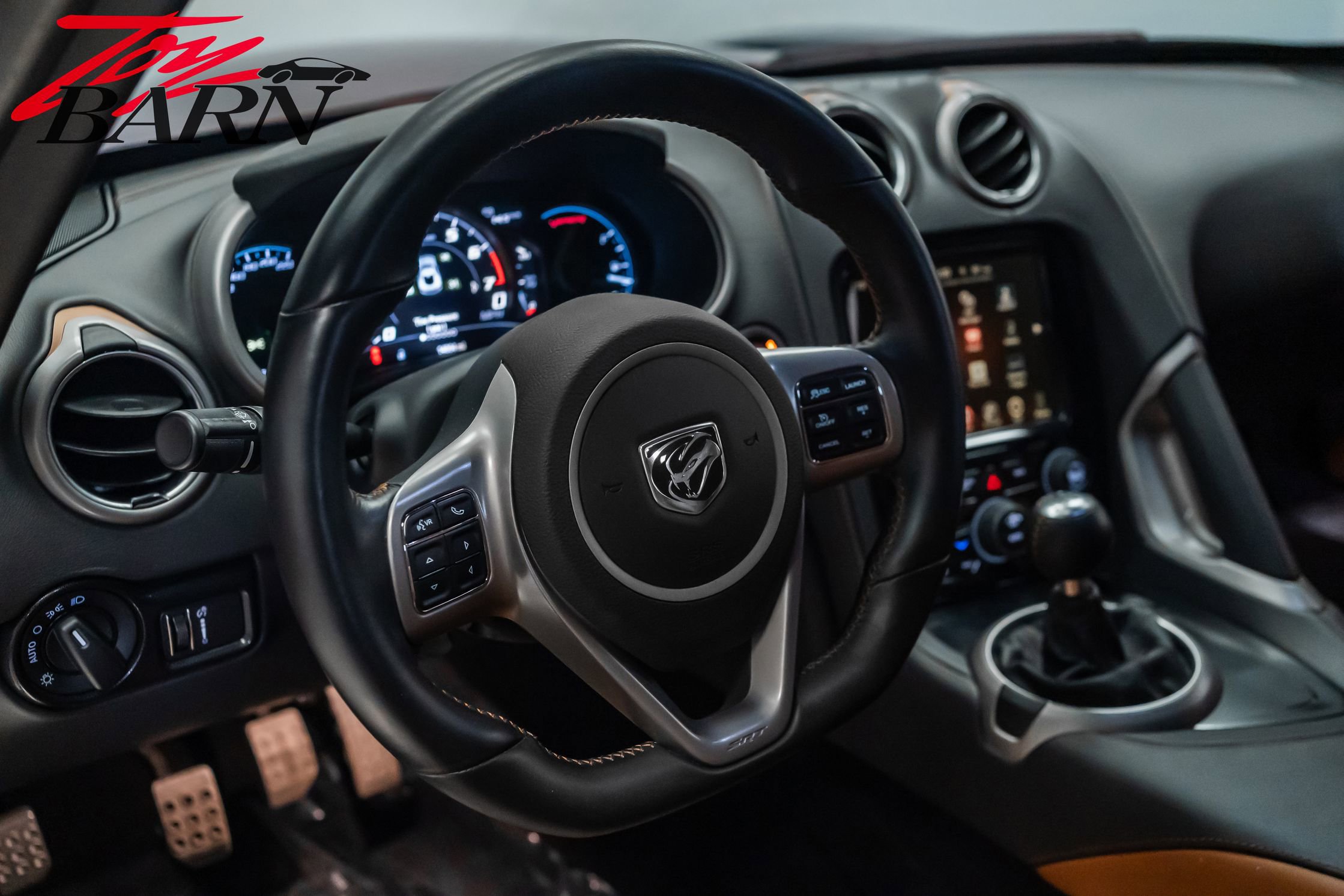 Used 2017 Dodge Viper GTC w/ GTS Interior Package image 32