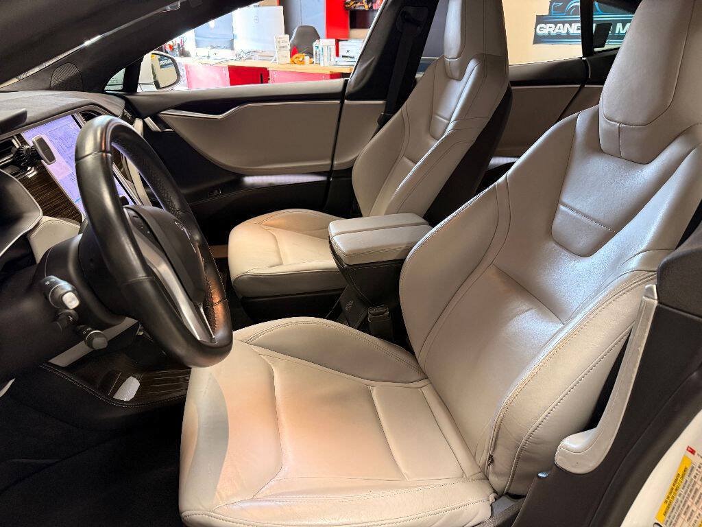 Used 2016 Tesla Model S 85 RWD image 31