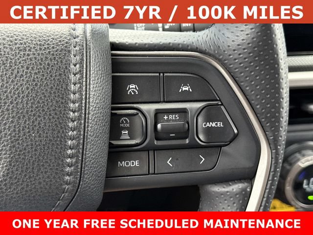 Used 2025 Toyota 4Runner Limited AWD/4WD image 24