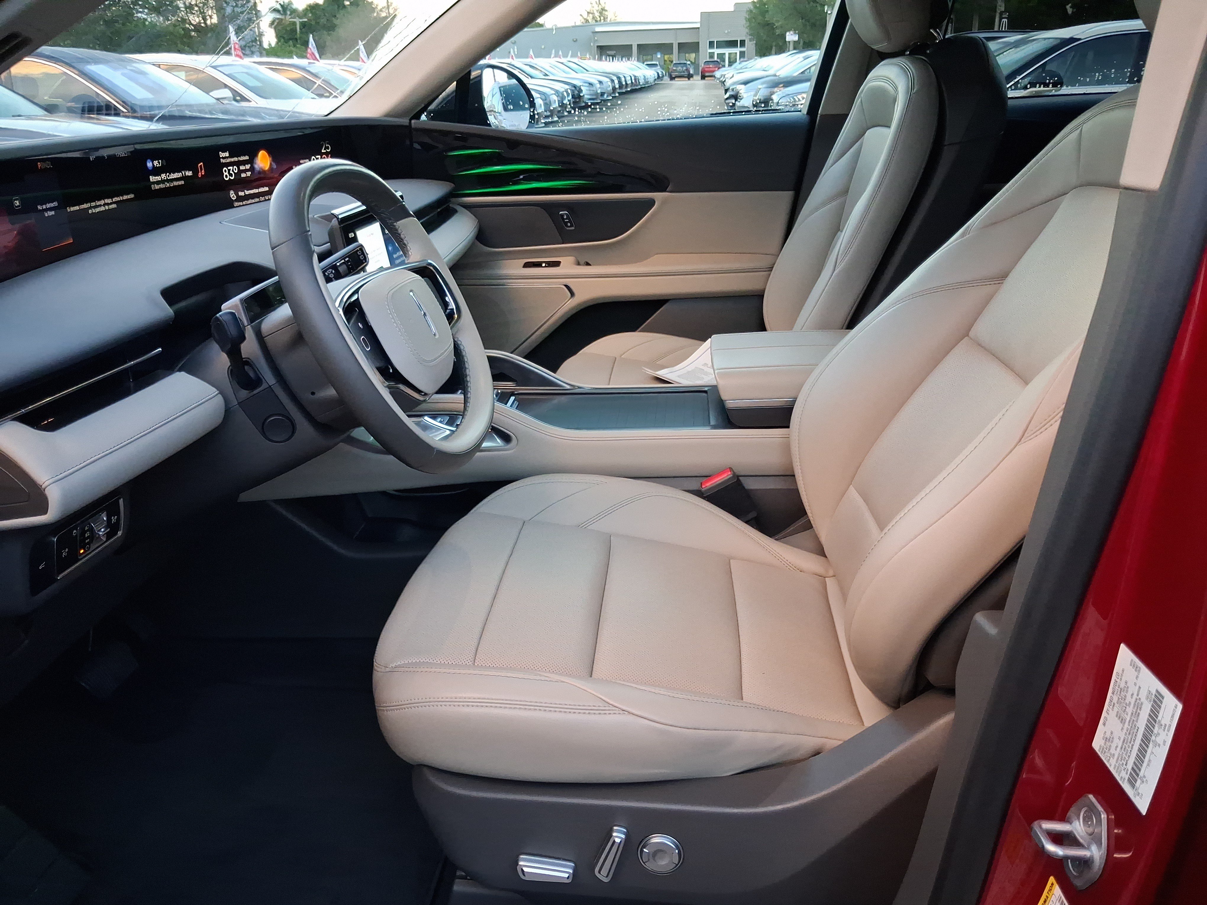 Certified 2024 Lincoln Nautilus Premier AWD/4WD image 11