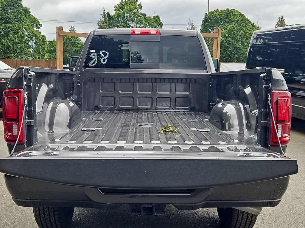 New 2026 RAM 2500 Laramie AWD/4WD image 10