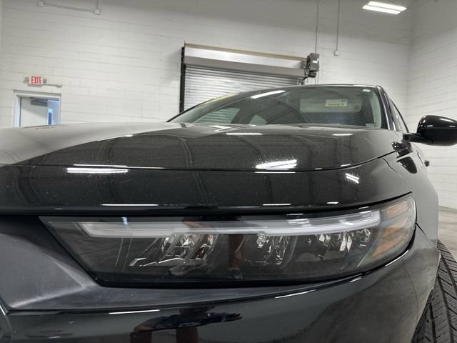 Used 2024 Honda Accord EX image 11