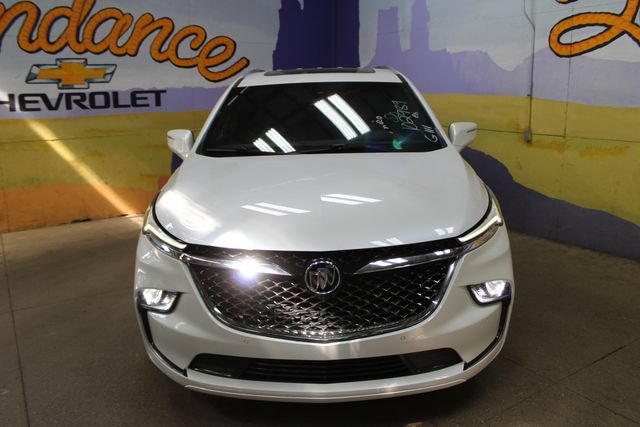 Used 2022 Buick Enclave Avenir w/ Trailering Package, 5000 lbs. AWD/4WD image 3