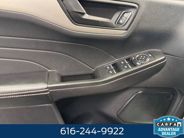 Used 2022 Ford Escape SE AWD/4WD image 25