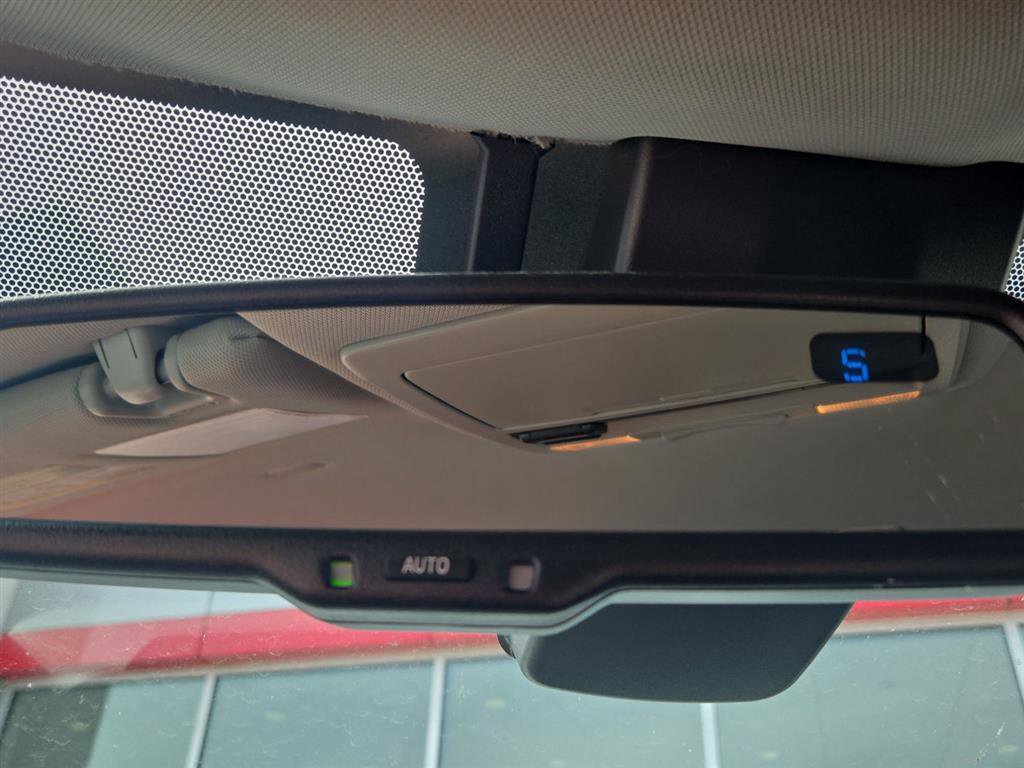 Used 2020 Toyota Tacoma SR5 AWD/4WD image 28