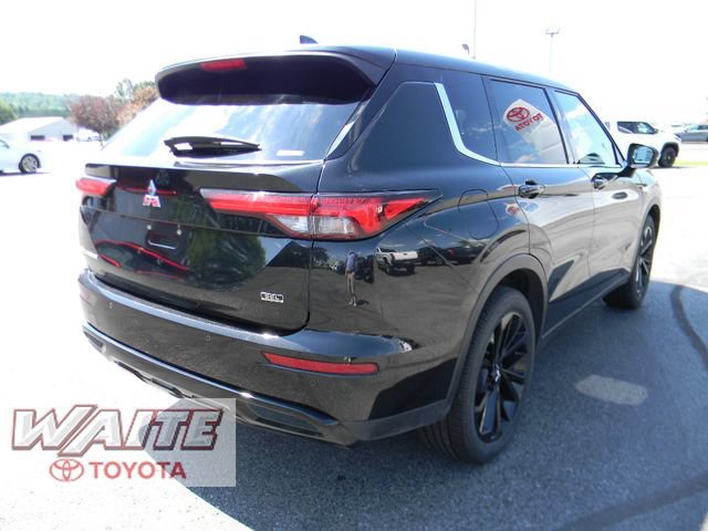 Used 2023 Mitsubishi Outlander SEL Black Edition AWD/4WD image 2