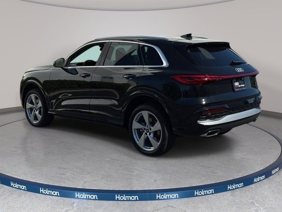 Certified 2025 Audi Q5 Premium w/ Premium Plus AWD/4WD image 5