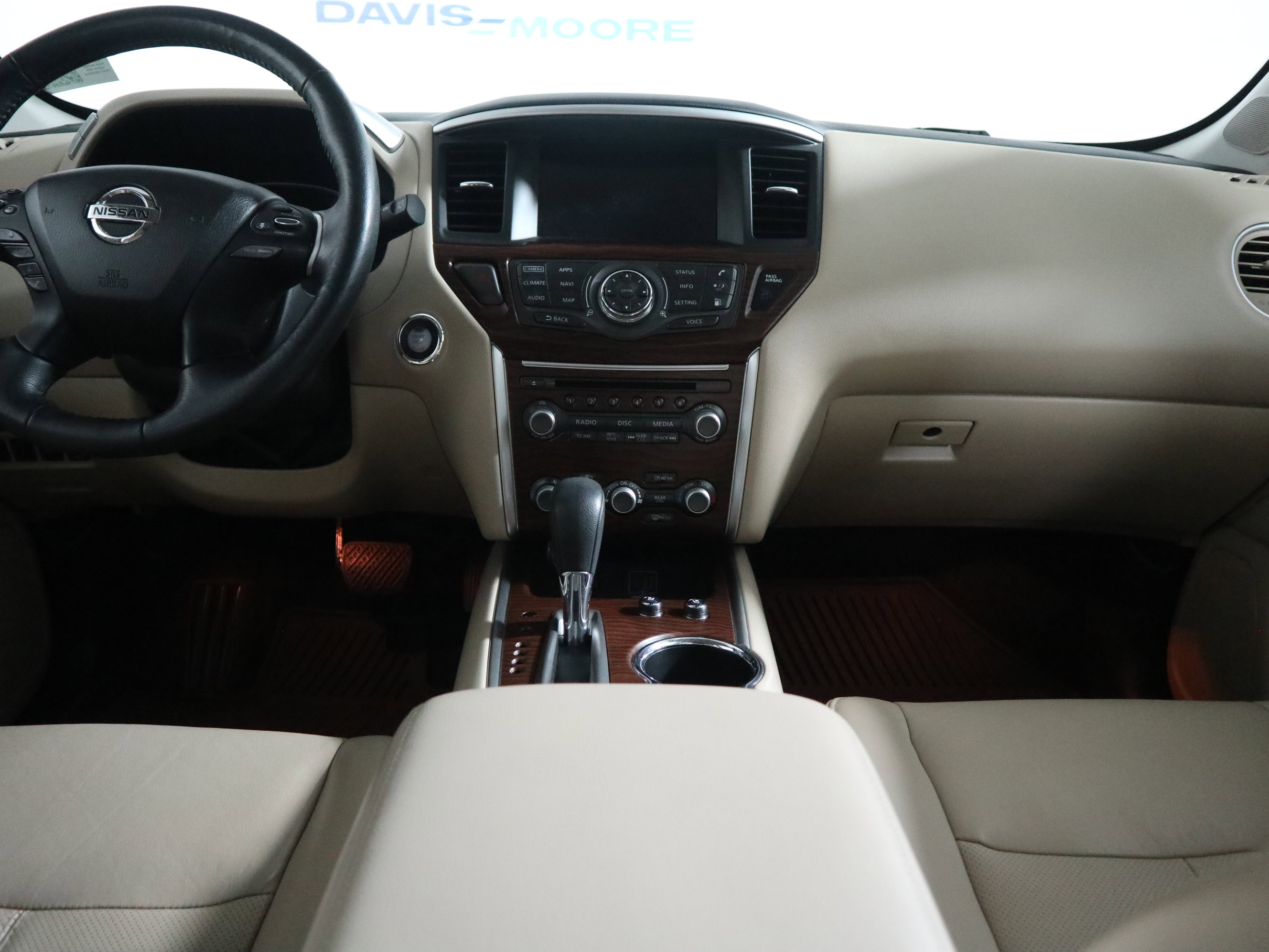 Used 2019 Nissan Pathfinder Platinum AWD/4WD image 14
