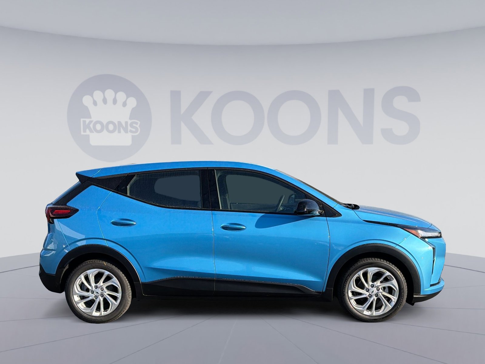 New 2027 Chevrolet Bolt LT w/ Comfort Package FWD image 8