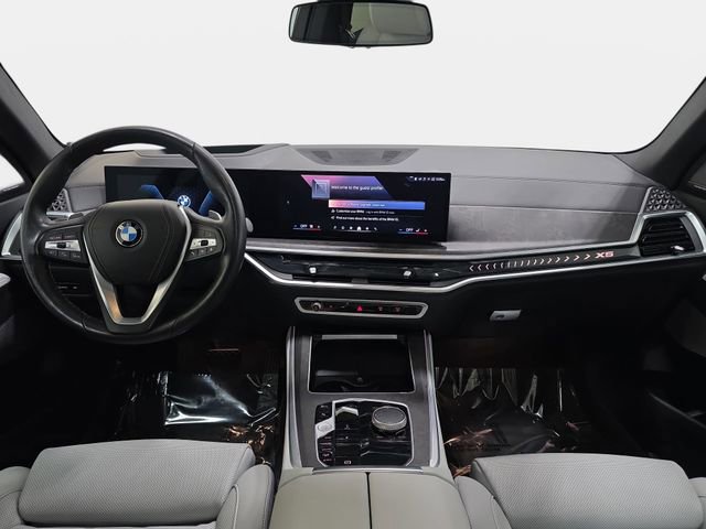 Used 2024 BMW X5 xDrive40i w/ Premium Package image 10
