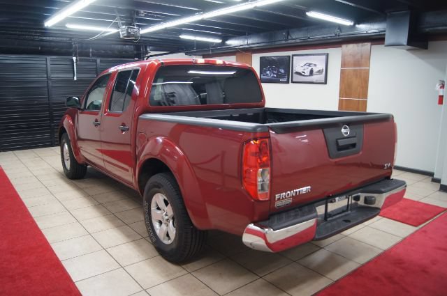 Used 2013 Nissan Frontier SV RWD image 8