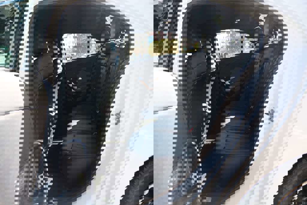 Used 2019 Mercedes-Benz A 220 4MATIC w/ Driver Assistance Package image 22