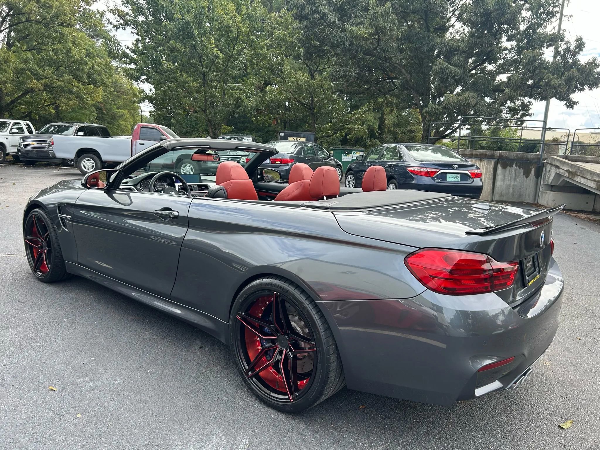 Used 2015 BMW M4 Convertible image 13
