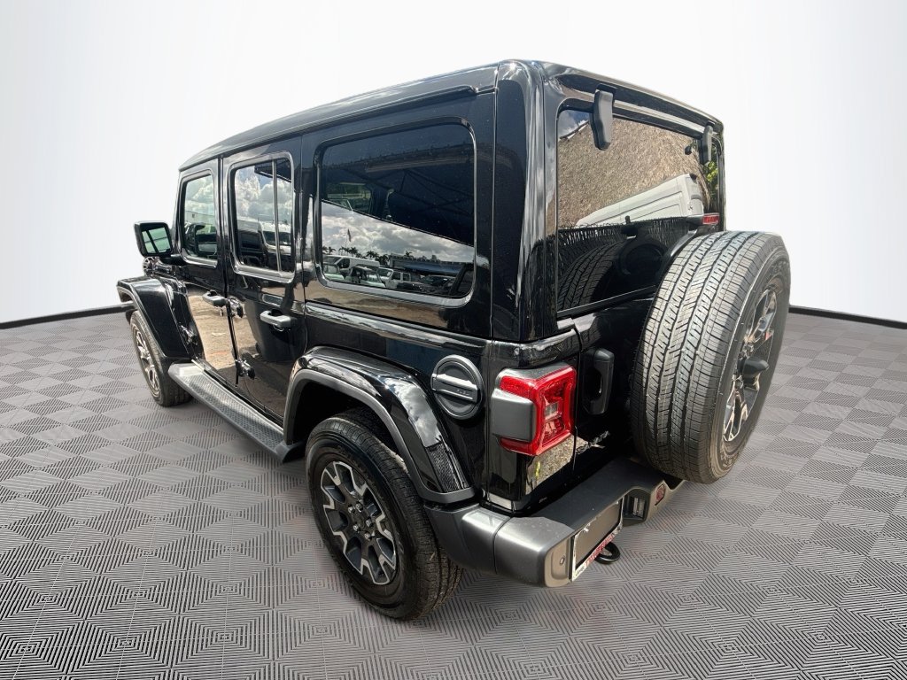New 2027 Jeep Wrangler Unlimited Sahara AWD/4WD image 7