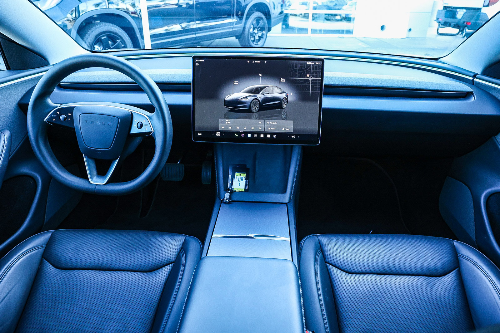 Used 2024 Tesla Model 3 Standard Range image 3