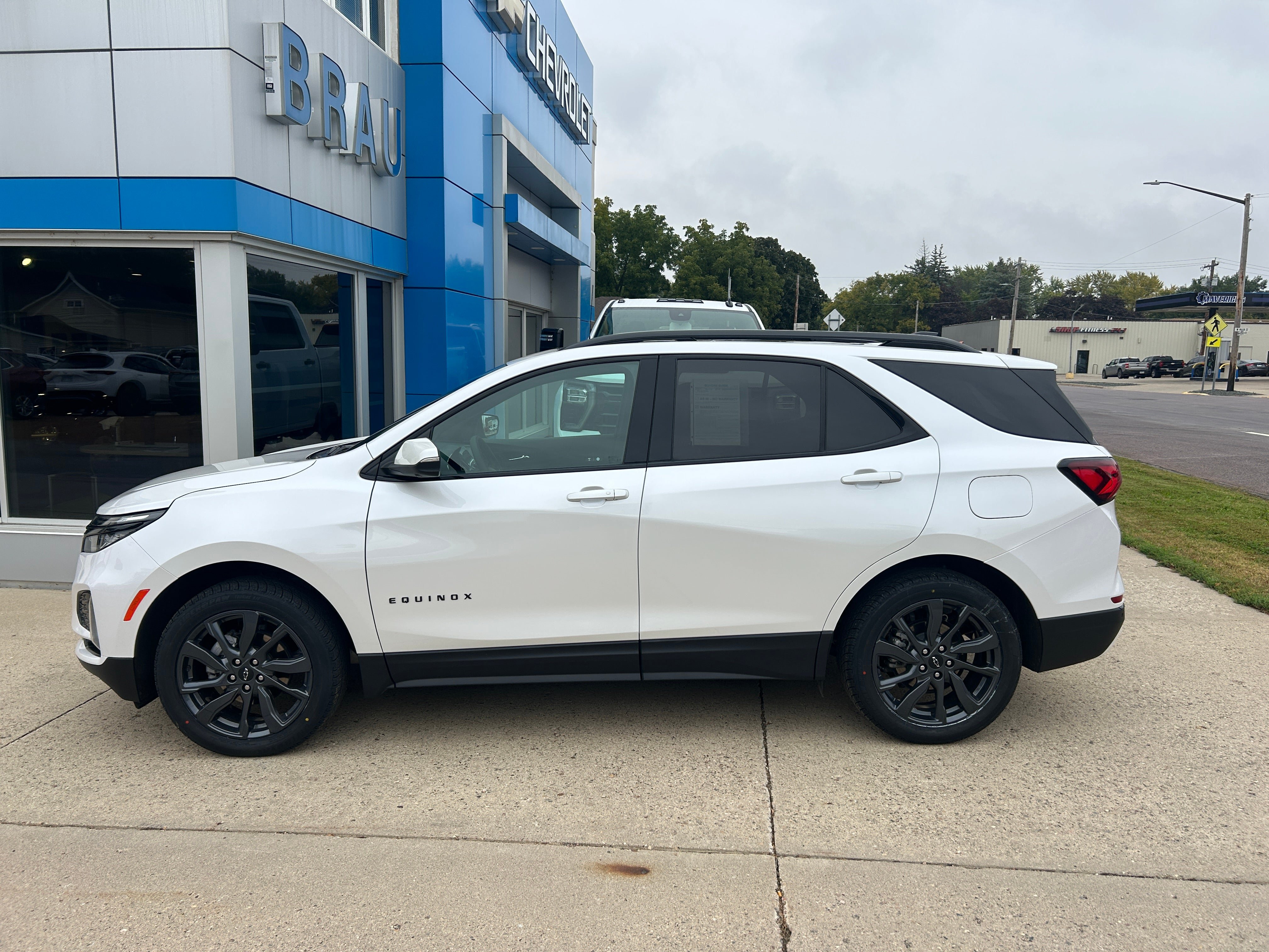 Used 2024 Chevrolet Equinox RS w/ RS Leather Package