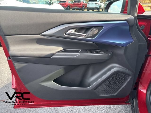 New 2026 Chevrolet Equinox EV LT FWD image 25