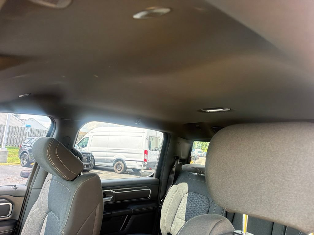 Used 2025 RAM 1500 Big Horn AWD/4WD image 31