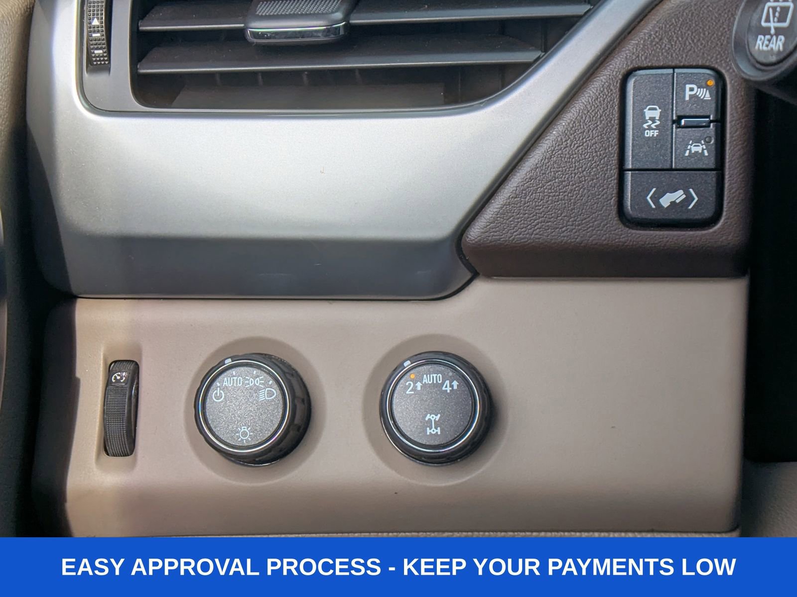 Used 2018 Chevrolet Tahoe LT image 43