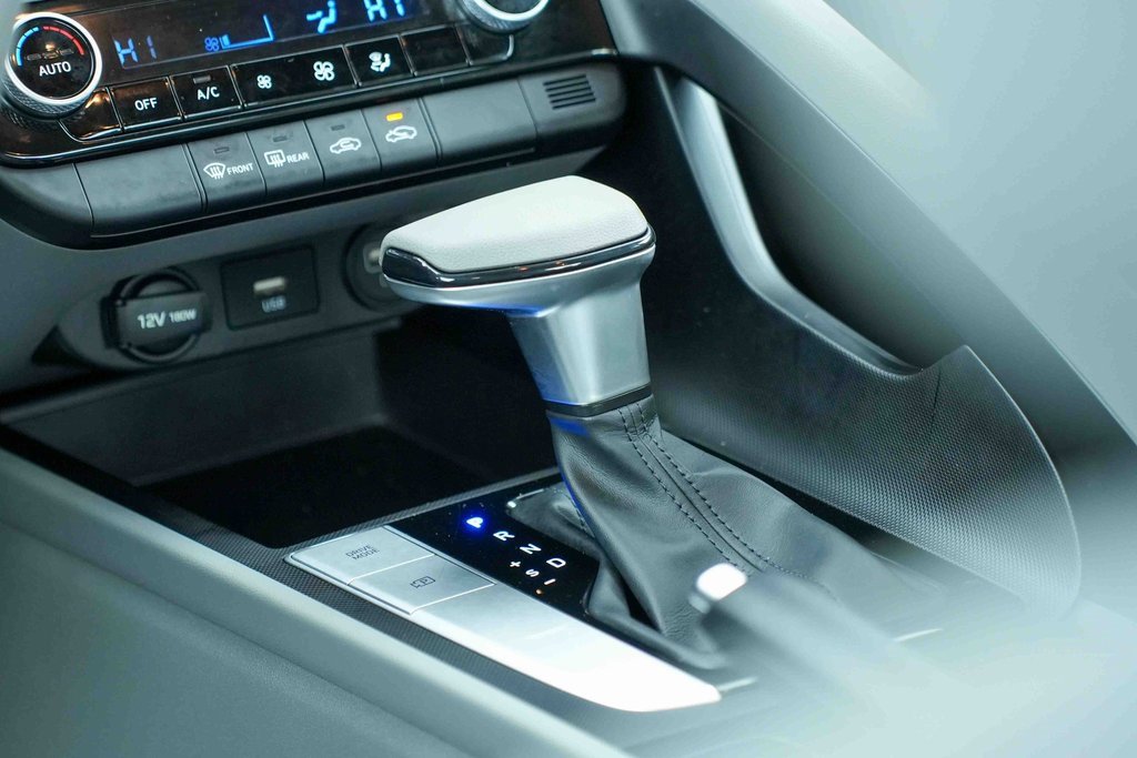 Used 2022 Hyundai Elantra SEL image 22