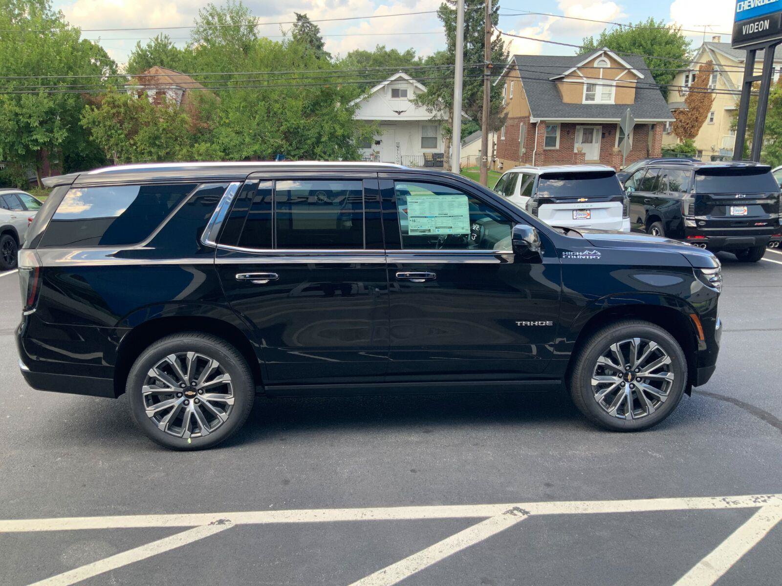 New 2026 Chevrolet Tahoe High Country AWD/4WD image 8