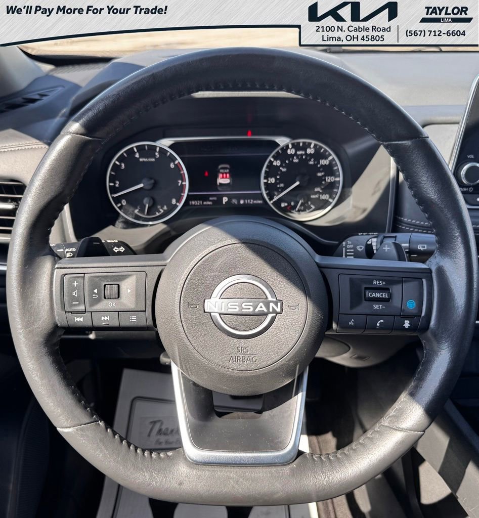 Used 2024 Nissan Rogue SV w/ SV Premium Package AWD/4WD image 12