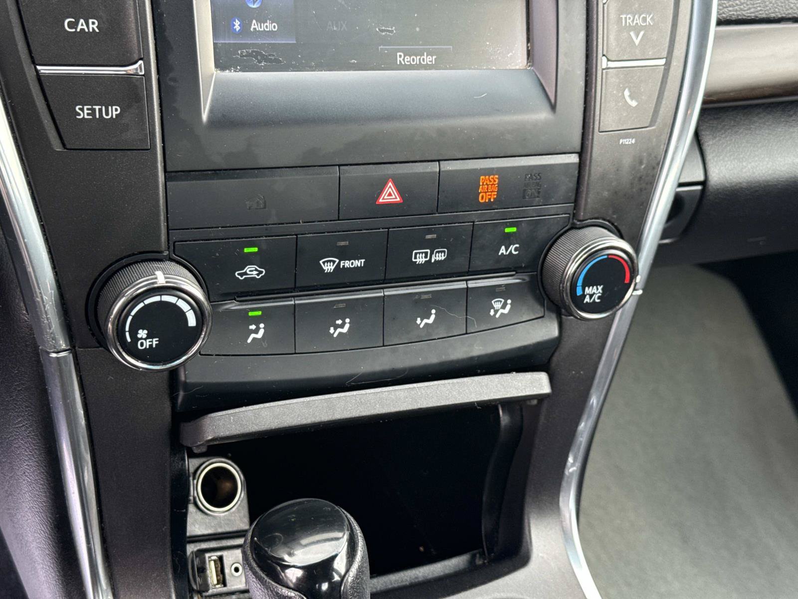 Used 2016 Toyota Camry LE FWD image 7
