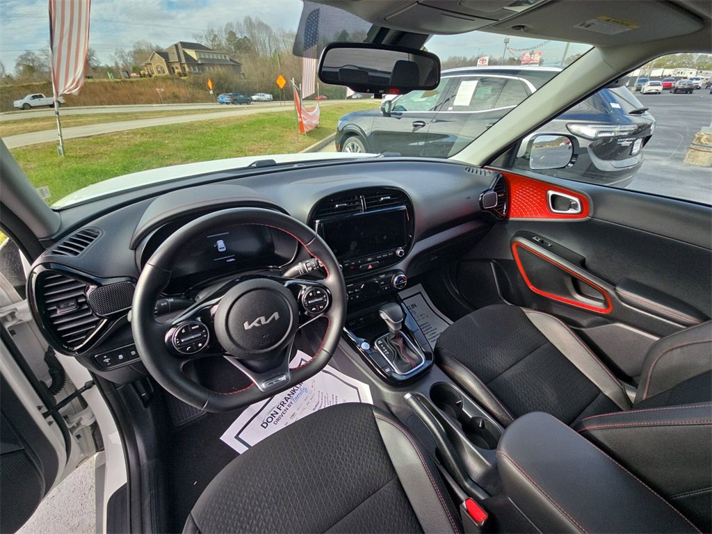 Used 2024 Kia Soul GT-Line image 10