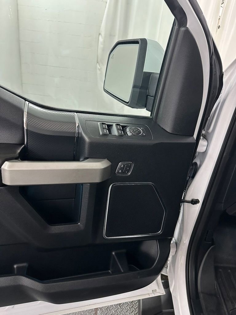 Used 2018 Ford F150 Lariat image 9