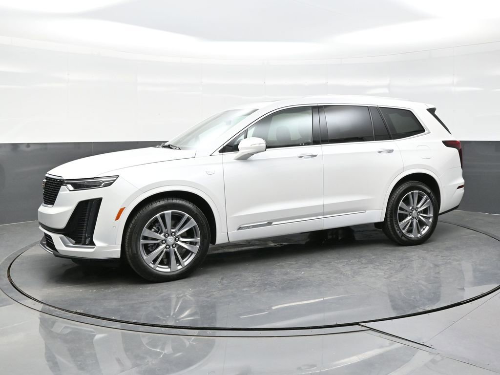 Certified 2025 Cadillac XT6 Premium Luxury w/ Platinum Package image 3