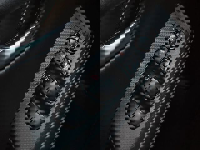 Used 2022 Nissan Sentra SV w/ Lighting Package image 28