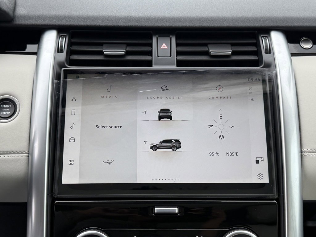 New 2025 Land Rover Discovery S image 20