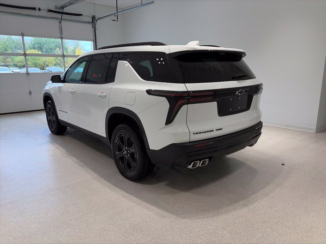 New 2027 Chevrolet Traverse LT AWD/4WD image 4