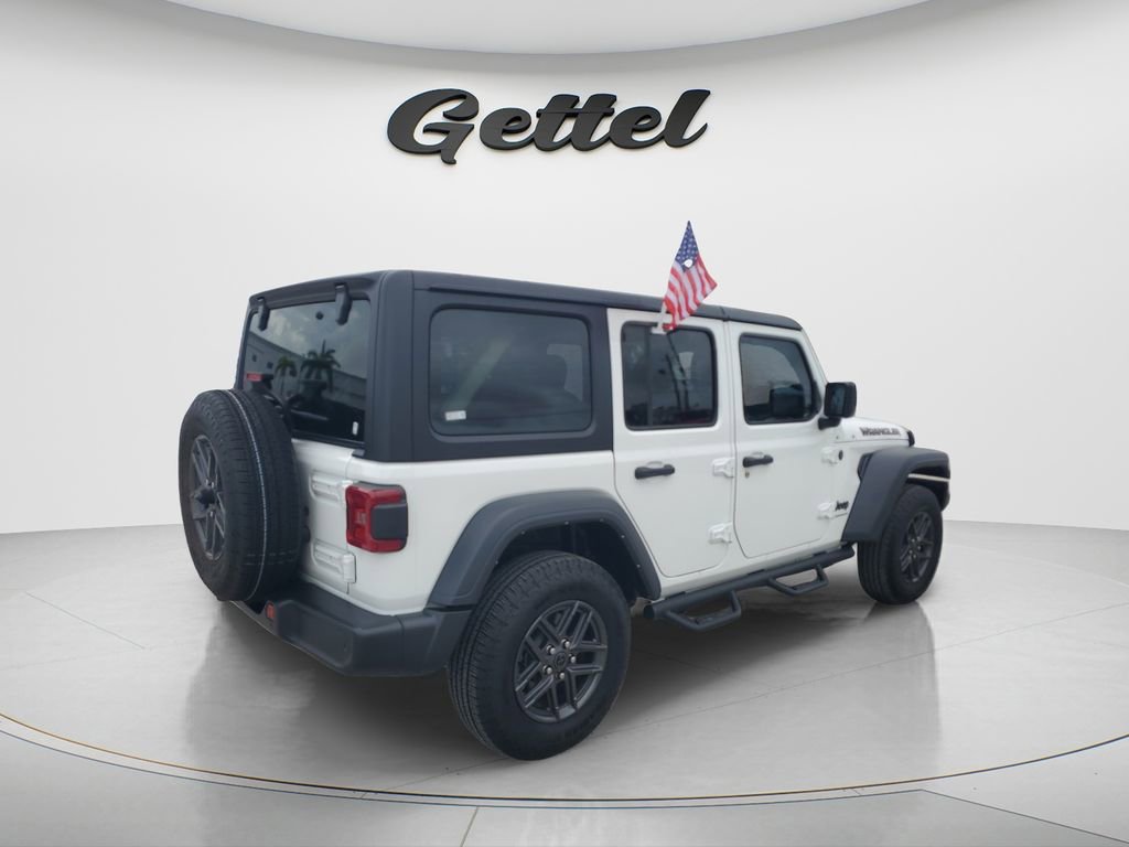 Used 2024 Jeep Wrangler Sport S image 4