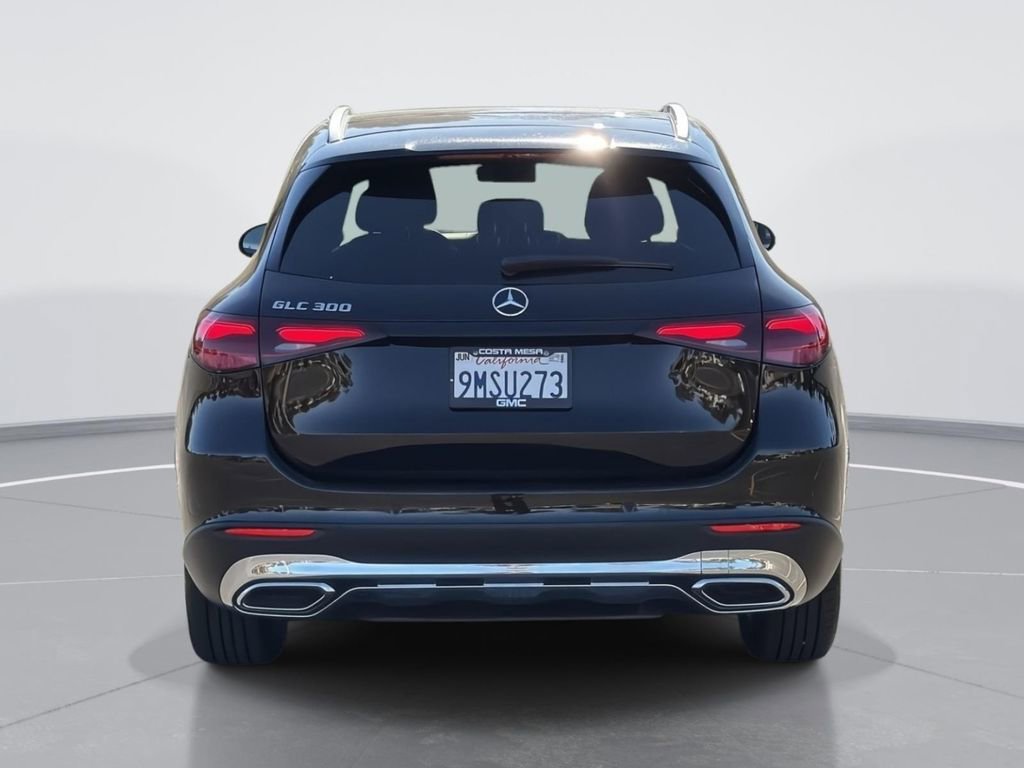 Used 2024 Mercedes-Benz GLC 300 image 4