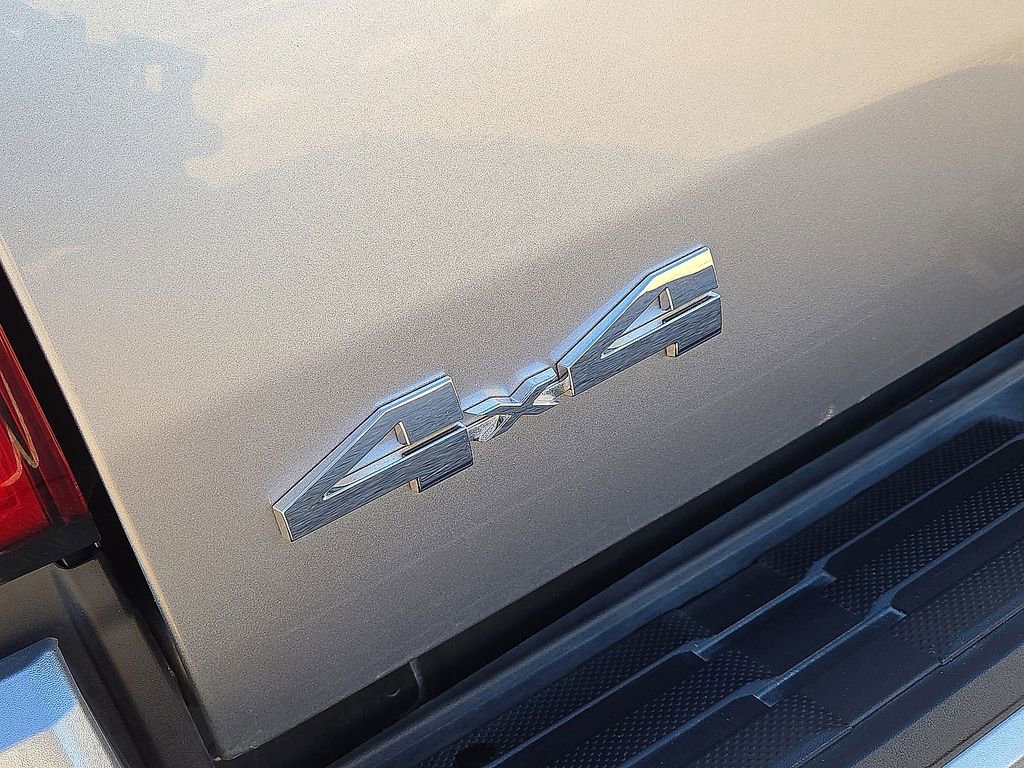 Used 2025 Toyota Tacoma SR5 image 13