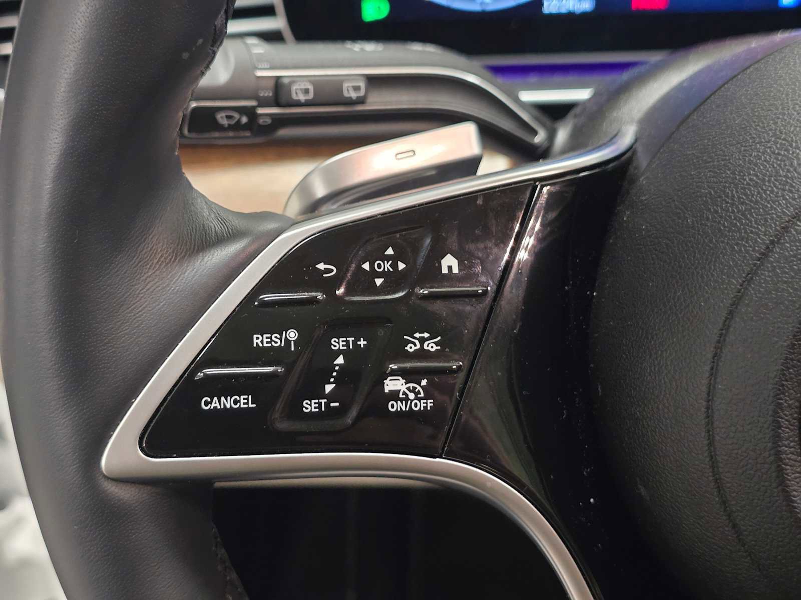 Used 2025 Mercedes-Benz GLS 450 GLS 450 image 36