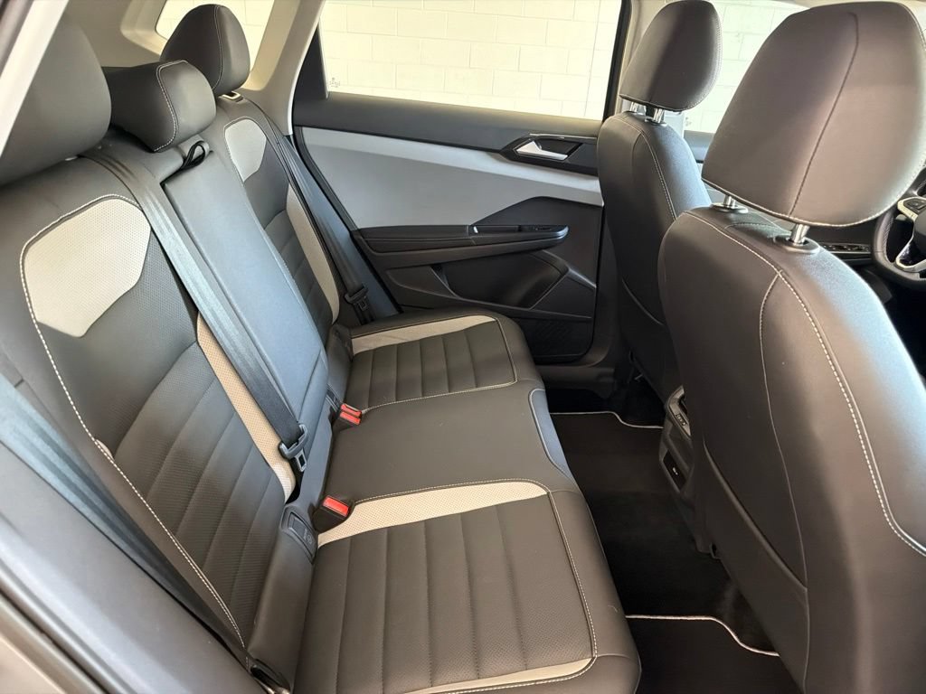 Certified 2024 Volkswagen Taos SEL AWD/4WD image 35