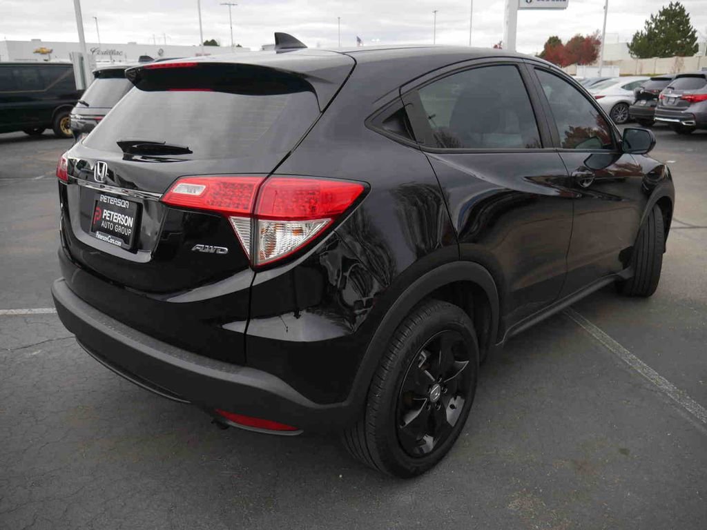Used 2022 Honda HR-V LX image 17