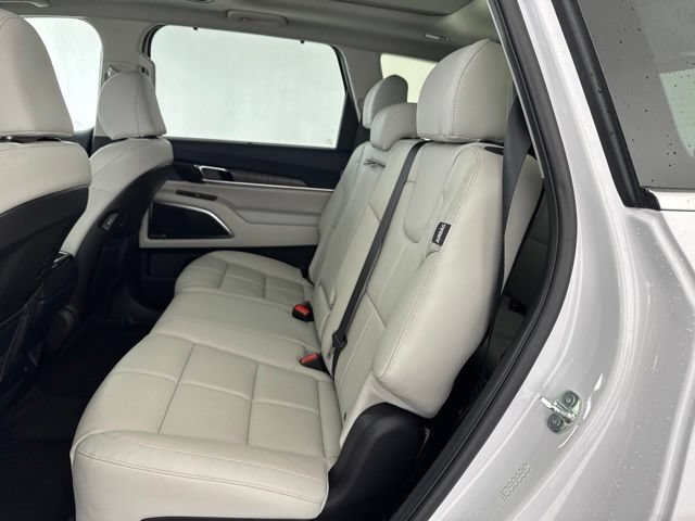 Certified 2025 Kia Telluride SX FWD image 27