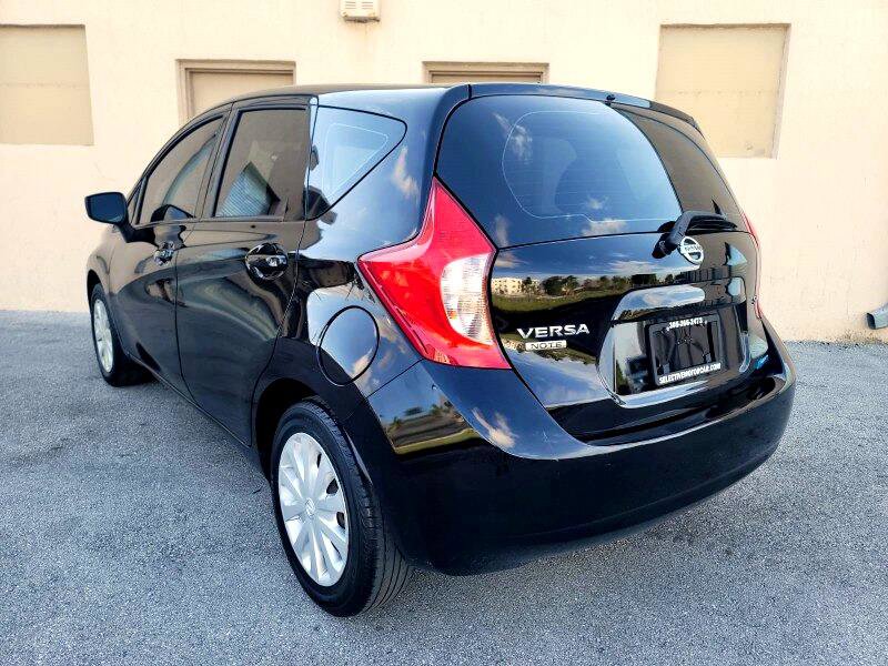 Used 2015 Nissan Versa Note SV image 2
