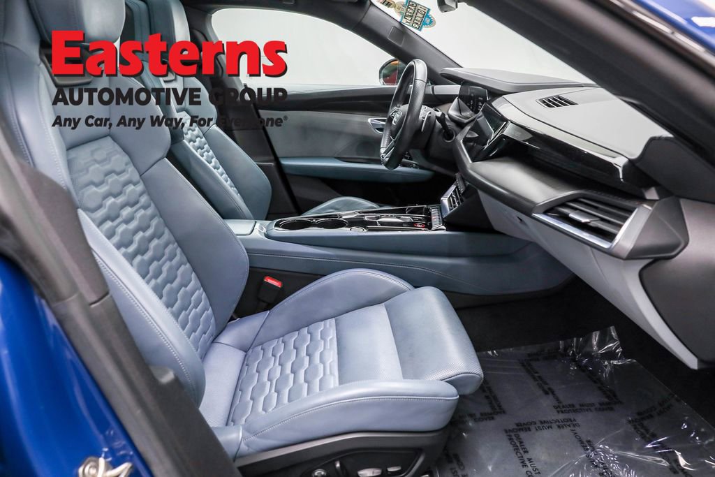 Used 2022 Audi e-tron GT Premium Plus w/ Performance Package image 27